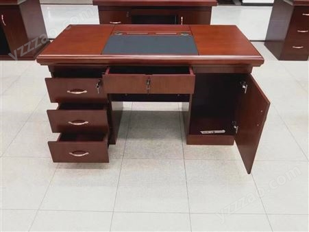 批发办公桌职员台老师桌学校单位实木贴皮胡桃色老板桌电脑桌