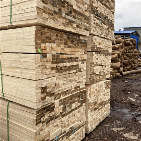 工程工地用建筑木方 进口辐射松方木 良美建材 坚固耐用