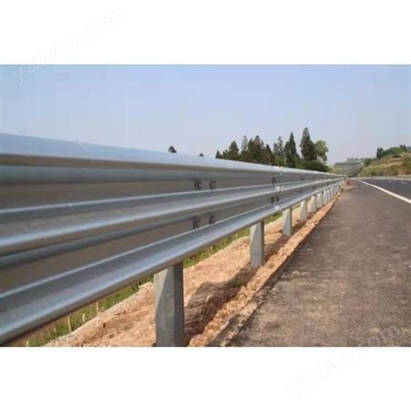 乡村公路波形护栏板双波三波国标热镀锌喷塑道路安全防撞栏杆